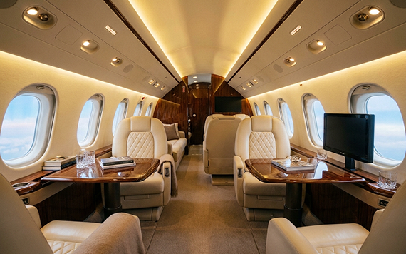 Business Class Vault private jet